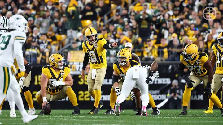 Steelers fall to Packers, 35