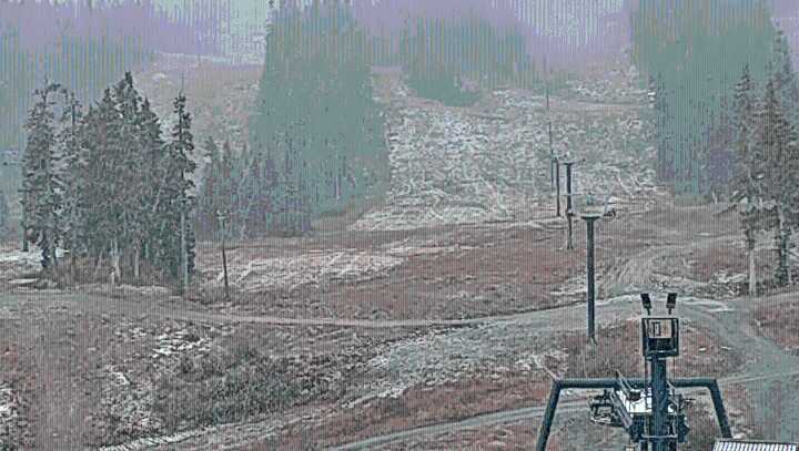 Winter makes an early visit to Mount Washington with a dusting of snow