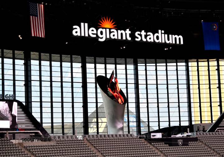 Carol Davis, widow of Al Davis and 'First Lady of Raider Nation,' dies at 93