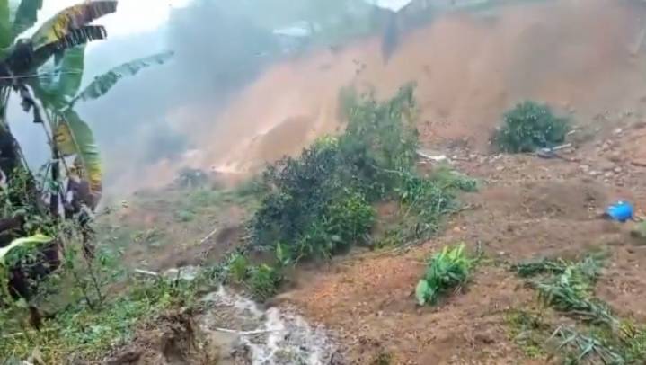 Protección Civil alerta a Puebla por crecida del río Cazones; ya inundó Poza Rica