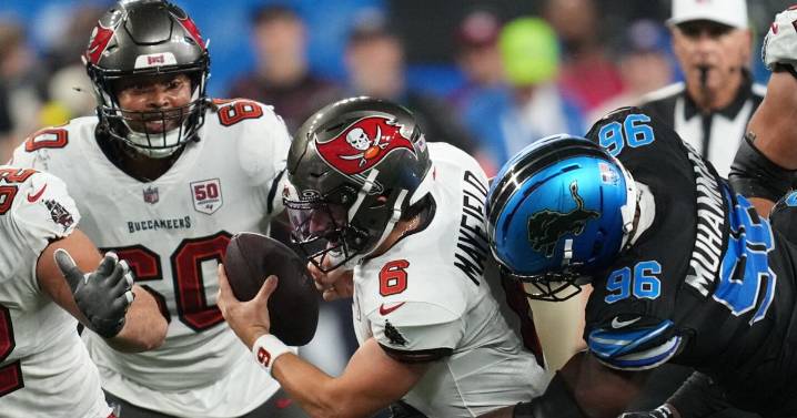 Mayfield, Buccaneers can't take advantage of banged