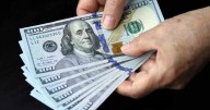 Euforia en los mercados tras el triunfo de La Libertad Avanza: el dólar cerró a $1460 y las acciones suben hasta 50%