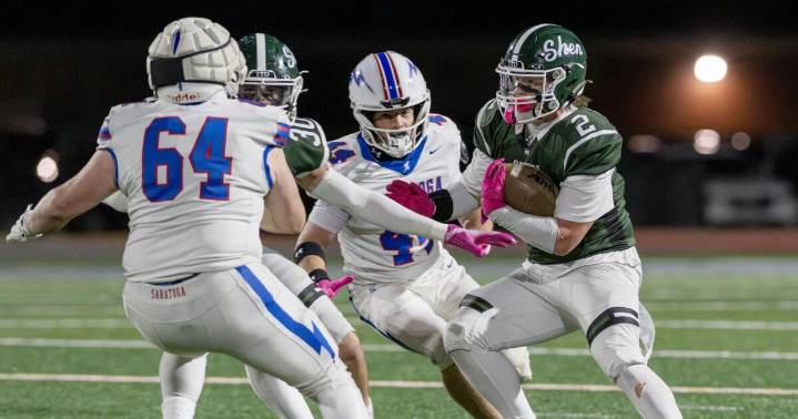 Shenendehowa football tops Saratoga Springs