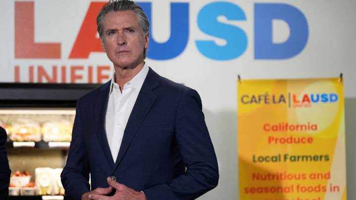 New California law aims to improve school nutrition by phasing out some ultraprocessed foods