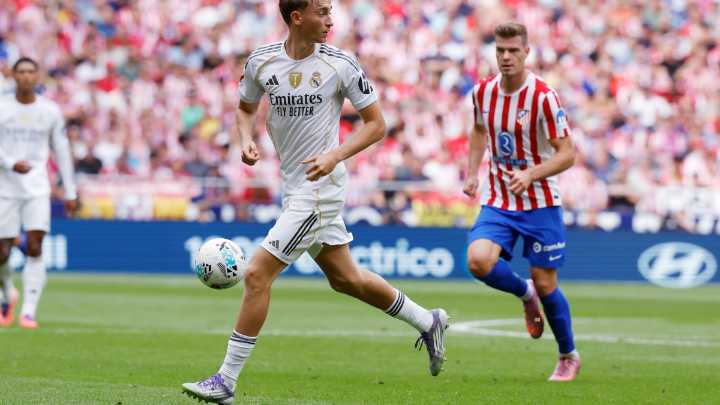 Huijsen vuelve al grupo y estará O.K. para su primer Clásico<br>