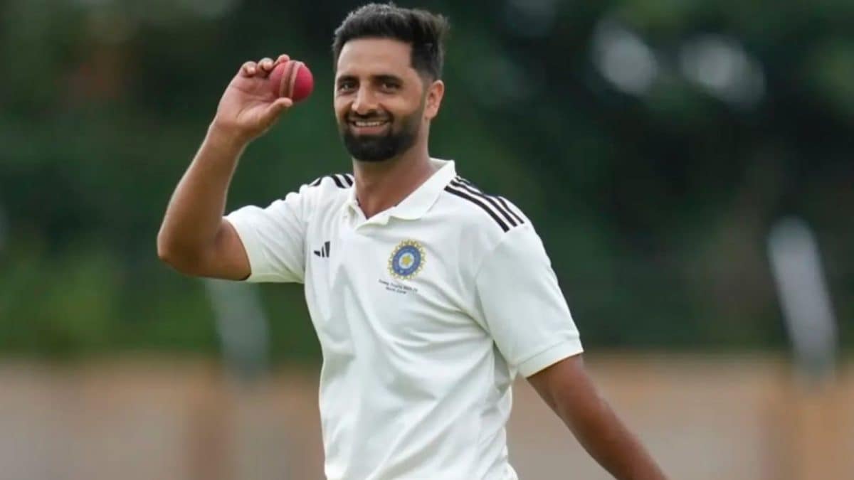 10 Wickets In A Single Match: Who Is Auqib Nabi, Jammu & Kashmir's Ranji Star?