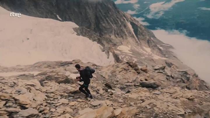 Kilian Jornet corona 72 'cuatromiles' en un mes