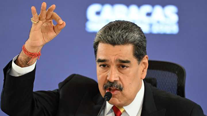 Maduro presumió las armas rusas que tienen listas para defender a Venezuela ante ataque de EE.UU.
