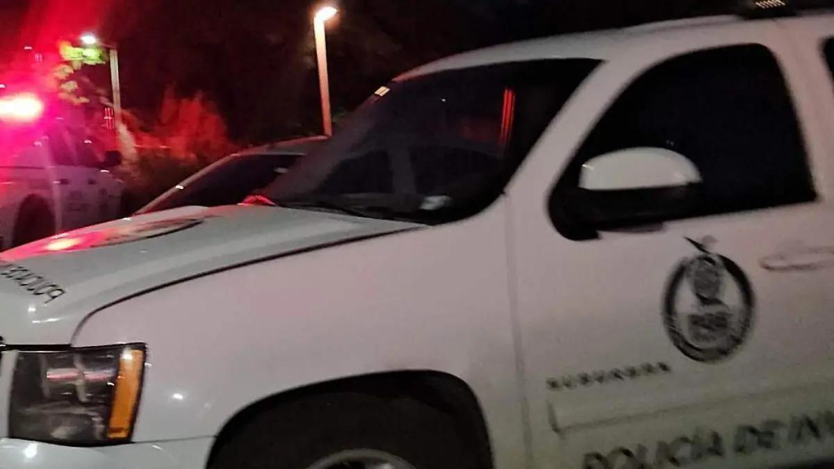 Abandonan dos cuerpos en parada de camiones del crucero San Pedro en Navolato