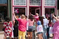 Putting money into women's wallets: How a Louisville entrepreneur is building economic sisterhood