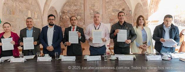 GUADALUPE ES LÍDER EN LA FIRMA DE CONVENIO DE 30 MUNICIPIOS CON IMSS BIENESTAR