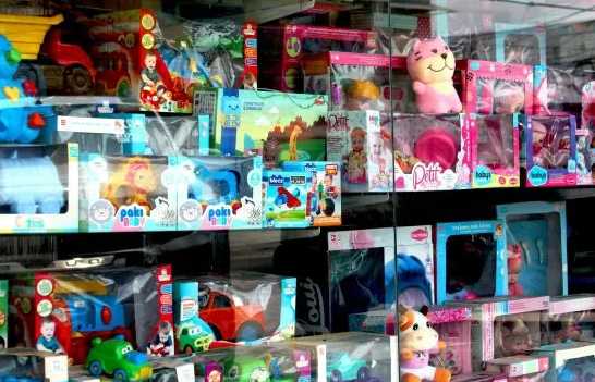 Gobierno reduce impuestos a la importación de juguetes para bajar precios