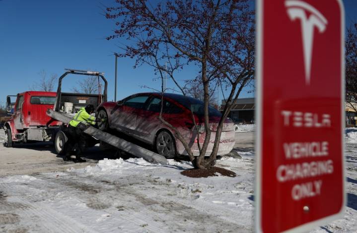 Towing charges in CT to go up 13.5%. Tow companies say it's not enough