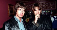 Oasis fans launch crowdfunder to buy unreleased song at auction