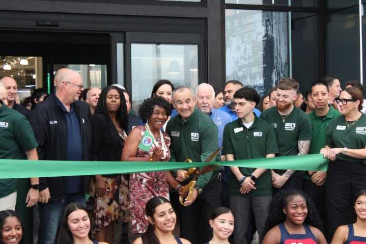 DICK'S House of Sport officially opens 4th ...
