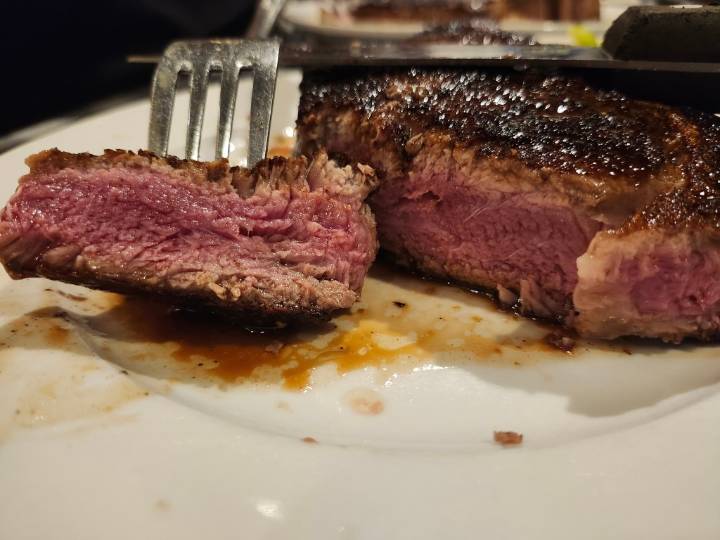 Linda's La Cantina: Long live the queen of no-frills steakhouse