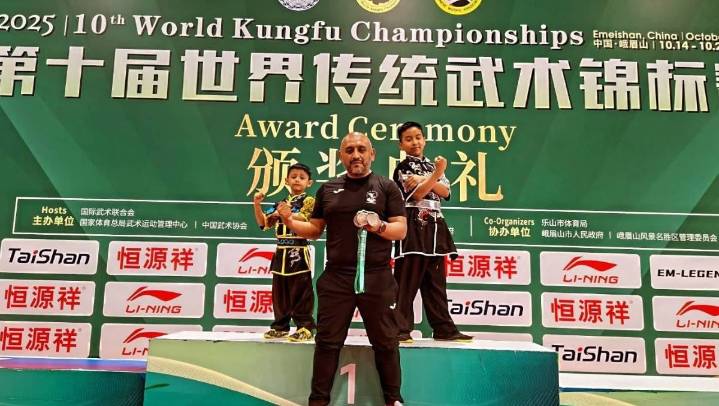 Menores de Chimalhuacán ganan medallas en mundial de Kung