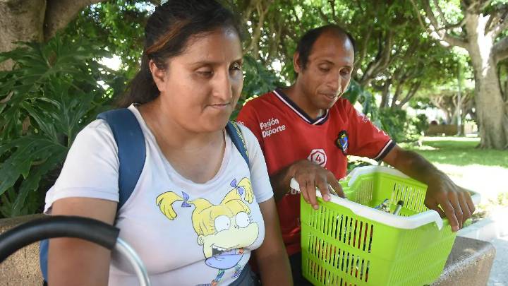 Pareja de irapuatenses con discapacidad visual enfrentan la falta de trabajo formal