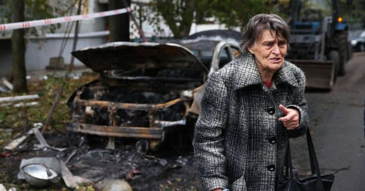 At least 5 dead in large-scale nighttime Russian strike on Ukraine