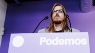 Podemos exige a Sánchez y al PSOE explicaciones por los pagos en efectivo a Ábalos: "Huele a podrido"