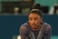 Amidst Simone Biles & Co’s Absence USA Gymnastics Team Hits Concerning Low The US women’s gymnastics team won only two medals at the 2025 World Championships, sparking concerns of a decline. Disita Si