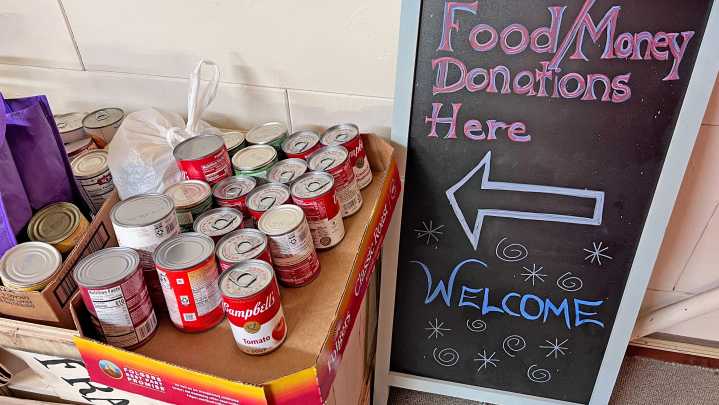 Jefferson Schools’ superintendent launches food drive ahead of SNAP pause