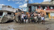 Jóvenes saltillenses tienden la mano a veracruzanos; responden llamada de ayuda