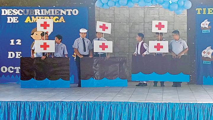 Alumnos de la primaria Leona Vicario celebran Día de la Pluriculturalidad