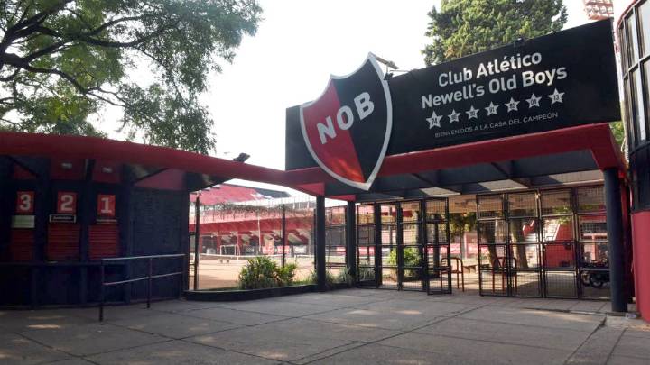 Cambios en Newell's: oficialismo y oposición se reúnen a la espera del próximo técnico