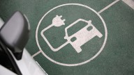 China provoca una crisis de microchips que amenaza el futuro de la movilidad sostenible en Europa