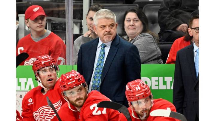 Kings come home to face Red Wings and former coach Todd McLellan