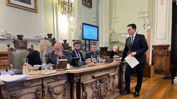 El PSOE de Valladolid denuncia un nuevo veto para debatir la dedicación del alcalde a la ciudad