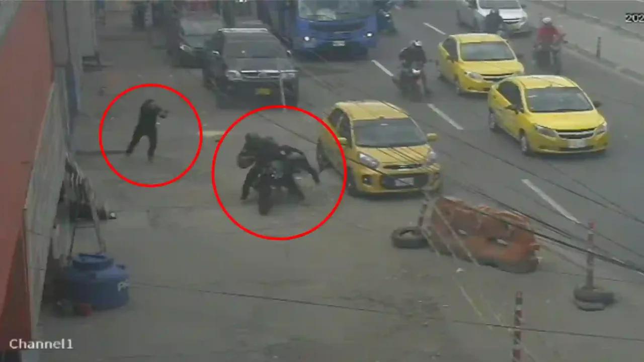 VIDEO | Víctima de intento de fleteo era policía, sacó su arma, disparó y mató a uno de los ladrones