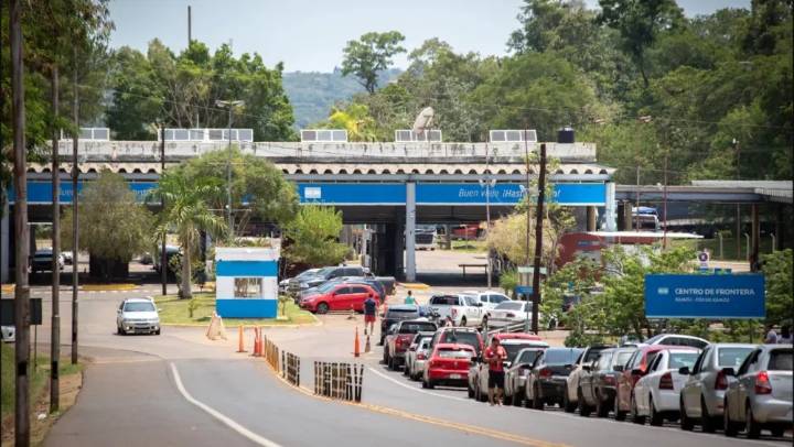 Tras el operativo represivo de Río de Janeiro, Bullrich ordenó reforzar los controles fronterizos con Brasil