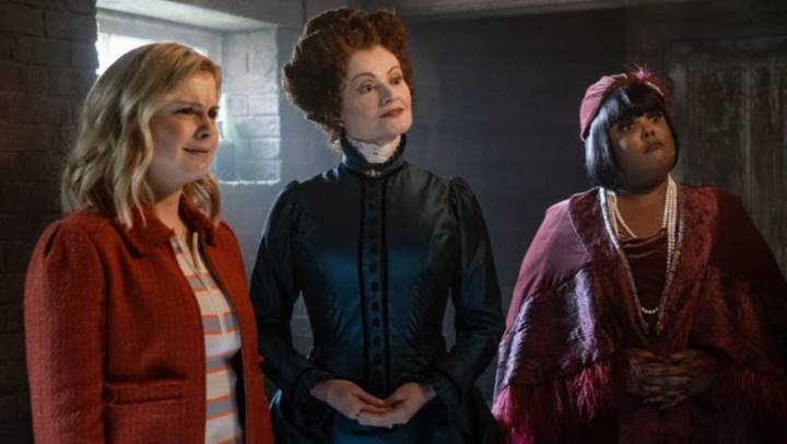 Ghosts - Episode 5.03 - Halloween 5: The Mummy - Promotional Photos + Press Release