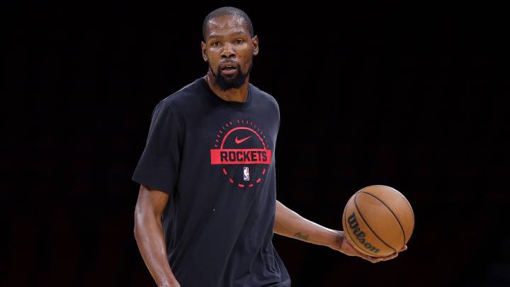 On OKC's ring night, Kevin Durant a supportive observer