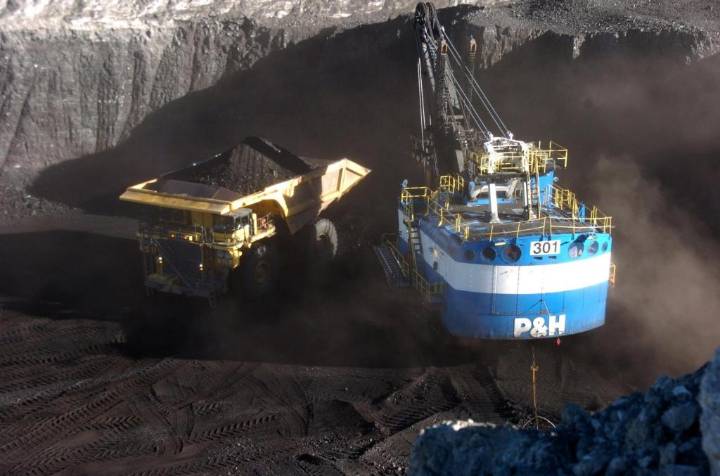 Republicans vote to roll back Biden-era restrictions on mining and drilling in 3 Western states