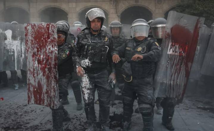 Violencia en marcha del 2 de octubre deja 123 heridos; tres de ellos, delicados