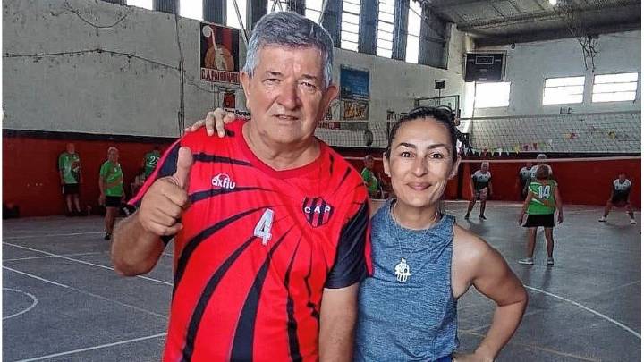 Alfredo Bovier regresó a Paraná y se reencontró con su familia