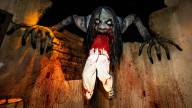 I Didn't Think A Bathroom Would be The Scariest Part Of Universal's Halloween Horror Nights, But This Video Has Convinced Me