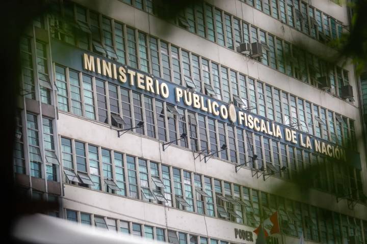 Fiscalía inició investigación por disturbios y agresiones a policías durante marchas