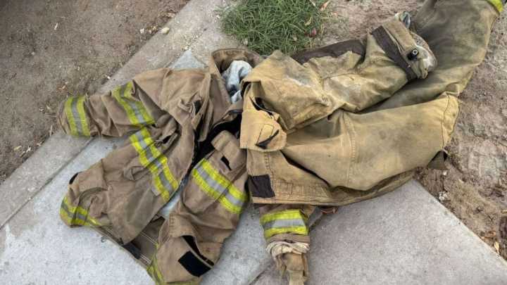 Detienen a Hombre que Robó Traje de Bombero y Pedía Donativos a Ciudadanos en Sonora