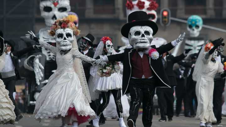 Todos los Desfiles, Marchas y Procesiones por Día de Muertos 2025 en CDMX: Fechas y Lugares