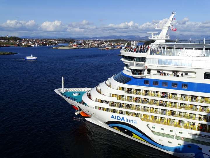 AIDAluna Enters Drydock for Evolution Refit