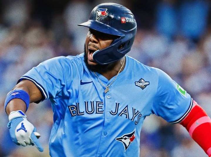 2-6. Los Azulejos dejan todo igual