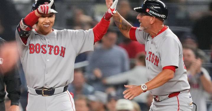 Crochet's sparkling outing, Yoshida's pinch 2-run single lift Sox over Yanks 3
