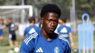 Saidu celebra su contrato con el Real Zaragoza: "No tengo palabras, soy muy feliz"