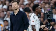 Xabi Alonso se pronunció sobre el enfado de Vinicius Junior tras ser cambiado durante el clásico ante Barcelona