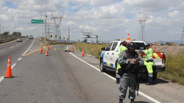 Hombre muere atropellado en la autopista León-Aguascalientes; responsable huye