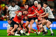 Munster maintain perfect URC start under Clayton McMillan with narrow win over Connacht